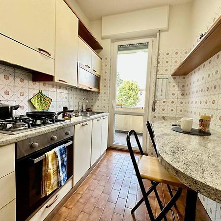 Low Cost Holiday An Business House And Free Park By Revenue House Комо Екстер'єр фото
